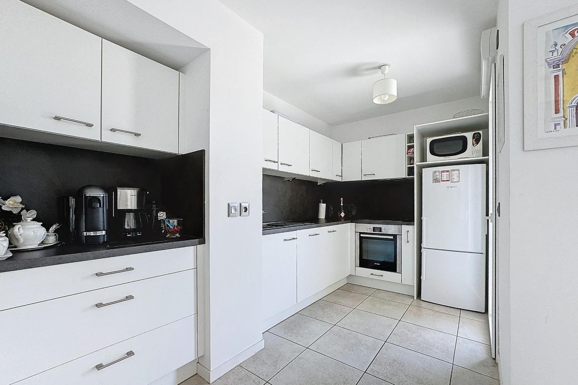 Apartment Le Secret Garden - 3-room With Pool - Palm Cannes