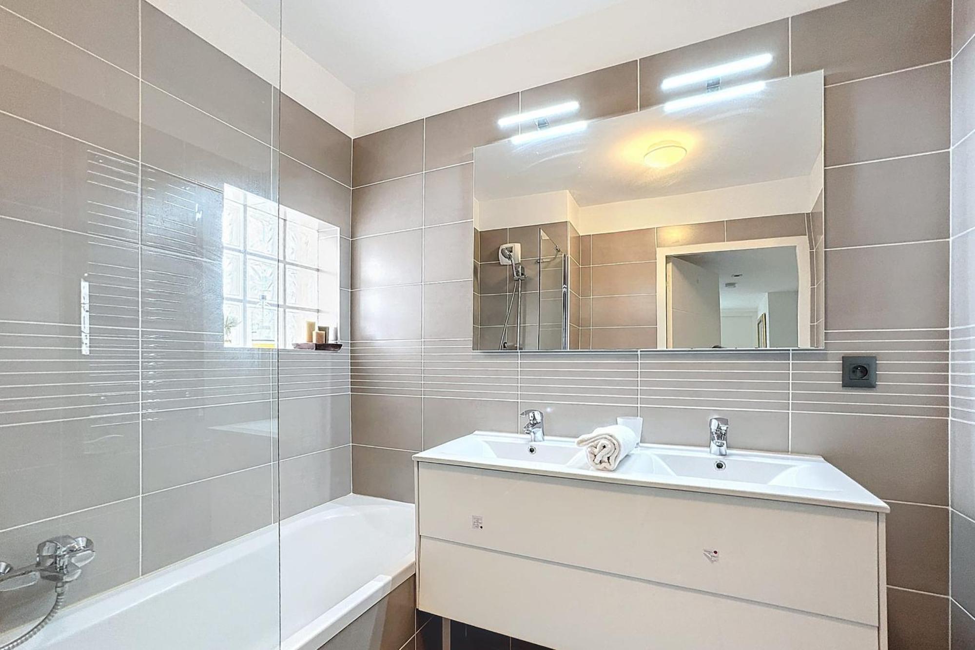 Le Secret Garden - 3-room With Pool - Palm Apartment Cannes