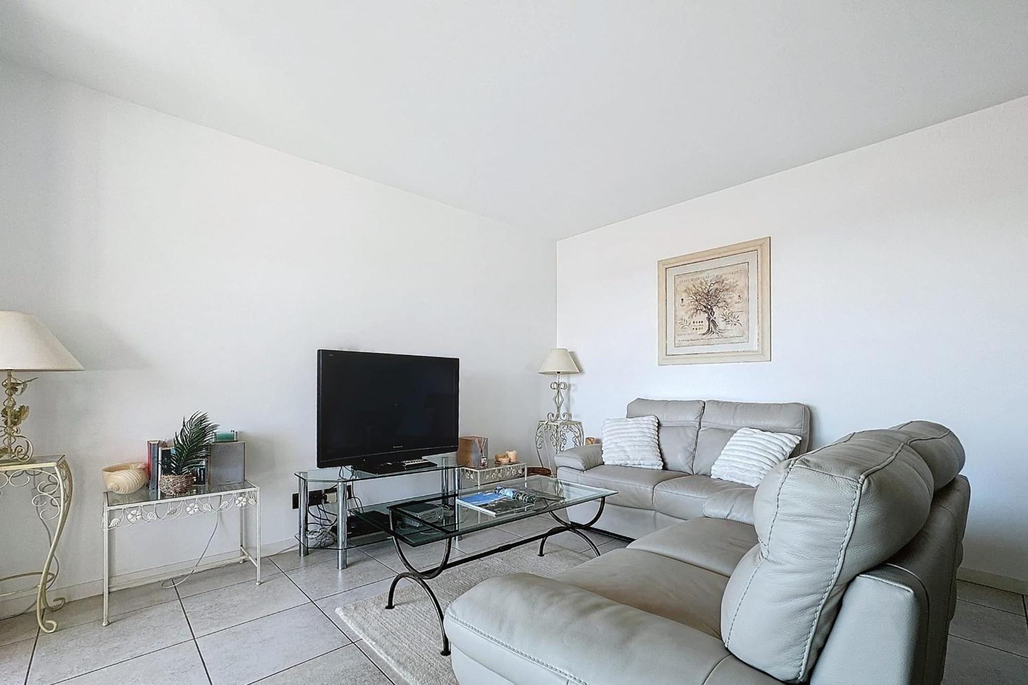 Le Secret Garden - 3-room With Pool - Palm Apartment